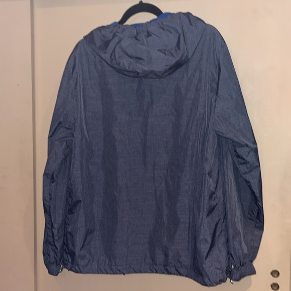 Penguin / munsingwear pit to pit is 24” shoulder to hem is 28 1/2” inches sz XL - Picture 7 of 7